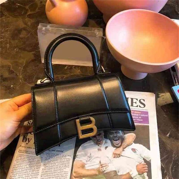 

balencaigass luxury crocodile italy hourglass b-button 2022 versatile leather single shoulder messenger tote bag