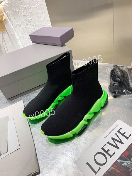 

designer casual shoes platform black mens woman trainer runner sneaker sock shoe master embossed lady womens speeds booties paris ly220114