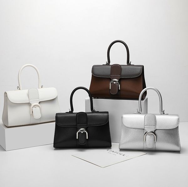 

wendelwalds bags classic leather shoulder bag