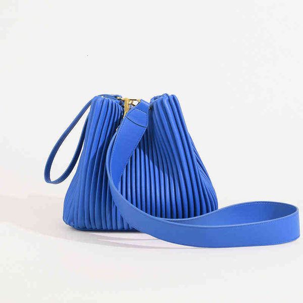 

designers bags bag women 2022 new minority design women's bag leather bucket korean fashion portable messenger single shoulder