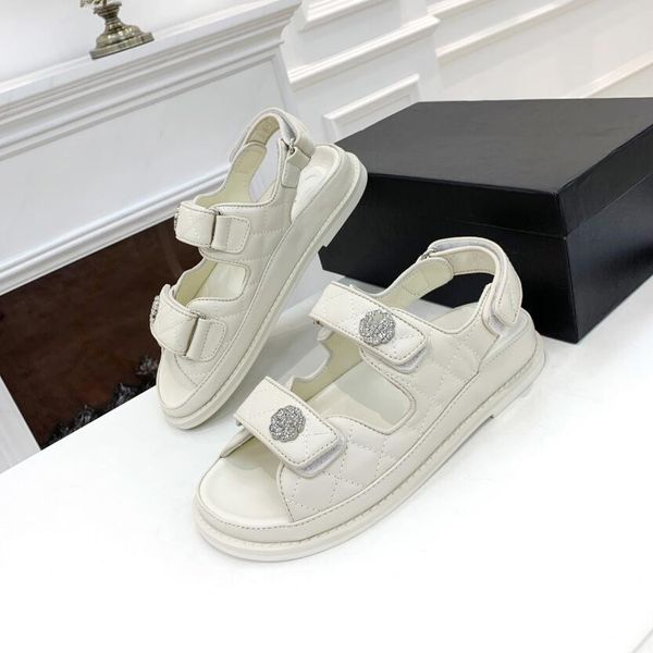 2023 Fashion Designer's mais recentes femininas declives sandálias cânhamo corda tecelagem de couro de couro fivela decoração luxo confortável declive sapatos de salto