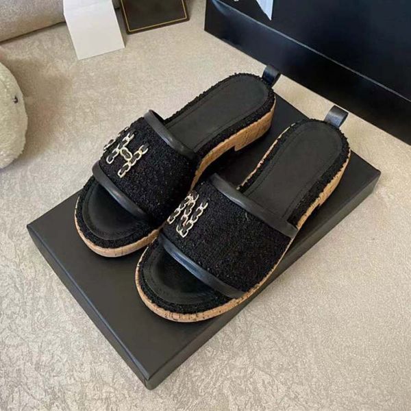 

luxury designer slippers women sandals ladies slides fur fluffy warm letters comfortable fuzzy girl flip flop slipper sandal beach slide pla, Black