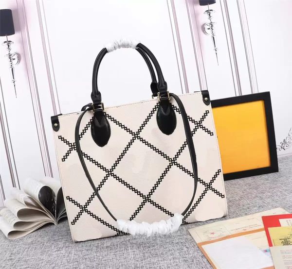 

2022 designer luxury denim shopping bag black handbag shoulder bag colorful canvas leather travel essential backpack wallets tote crossbodym, Black;red