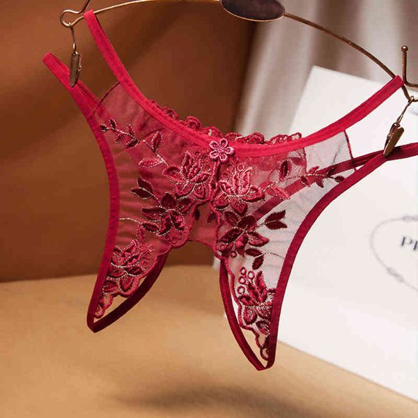 

women's panties mesh embroidery retro hollowed out transparent thong ultra-thin low waist t pants g-string lencerÃ­a w220324, Red;black