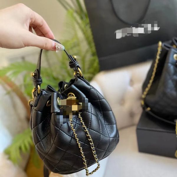 

designer mini bags women's 2023 new korean version bucket bag pure sheepskin lingge chainbag shoulder messengerbag