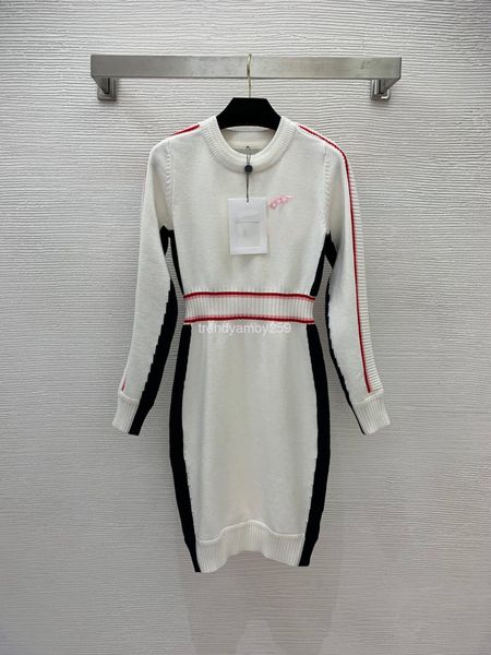 

casual dresses autumn and winter style celebrity stripe contrast edge letter jacquard slim fit hip wrap knit dress, Black;gray