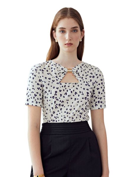 

motf x gisela talita leopard keyhole neck t-shirt o5pc#, White