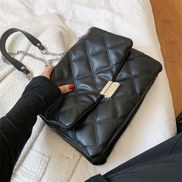 

quilted pu leather small crossbody bags for women winter fashion chain shoulder purses lady luxury designer handbags clutch 220707