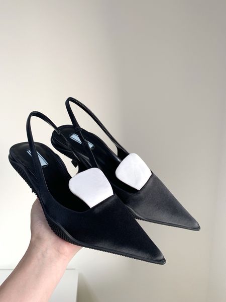 

fashion-luxury designer sandals women's sandals fashion new breathable non-slip pointed-toe comfortable, Black
