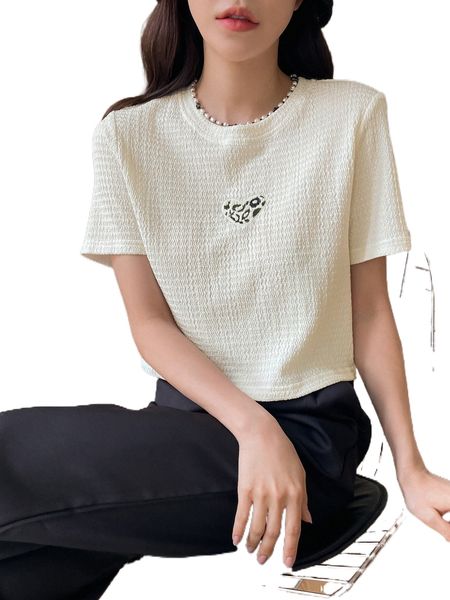 

dazy heart embroidery textured crop tee m0mt#, White