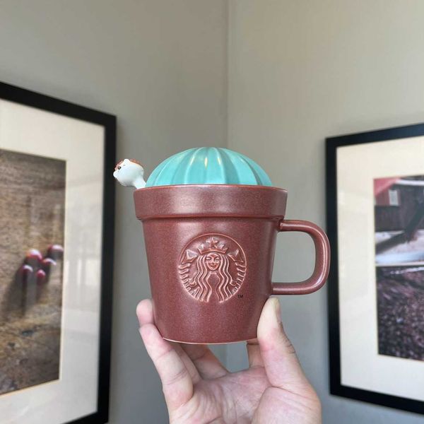 

2021 starbucks cup new summer naughty hedgehog stirred mug water cup ceramic 305ml