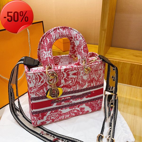 

the factory directly 2022 new hand diana oblique women's printed painted bag