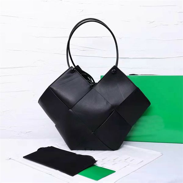 

winter designer drawstring bags bott leather crochet women totes shopping basket handbags large capacity women buckets with inner, Red;black