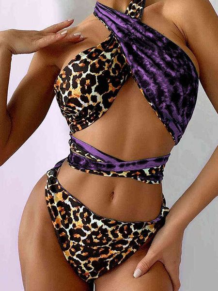 Fashion Hollow Out Lace-up Bikini reversibile Sexy Leopard Print Patchwork Cross Halter Costumi da bagno Donna Backless Push Up Beachwear Y220420