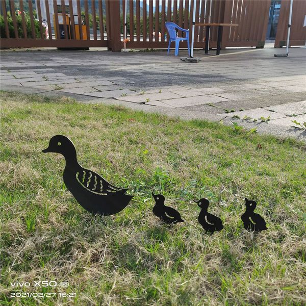 4 PCs Metal Duck Outdoor Decoração fora da decoração Ornamentos de jardim de jardim 220721