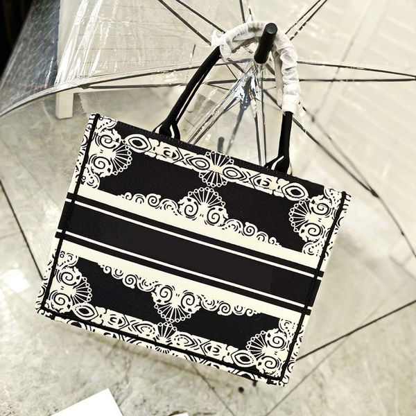 

tote handbags fashion woman pack on the go shopping bag purses letters flowers floral totes shoulder clutch handle designer bag handbag
