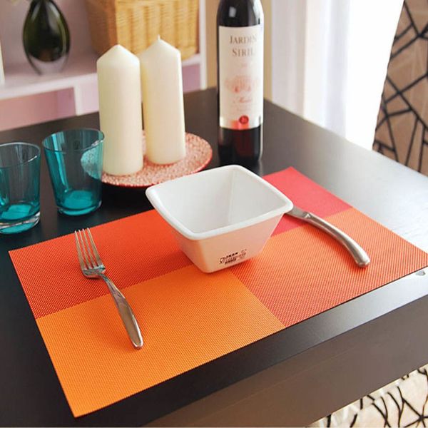 WHQ 4 Pz / set Tovagliette PVC Tappetino da tavolo Color Block Pastiglie da pranzo Disco Sottobicchieri Mantel Napperon 30 * 45 cm Piastra Bar Tapete de lugar W220406