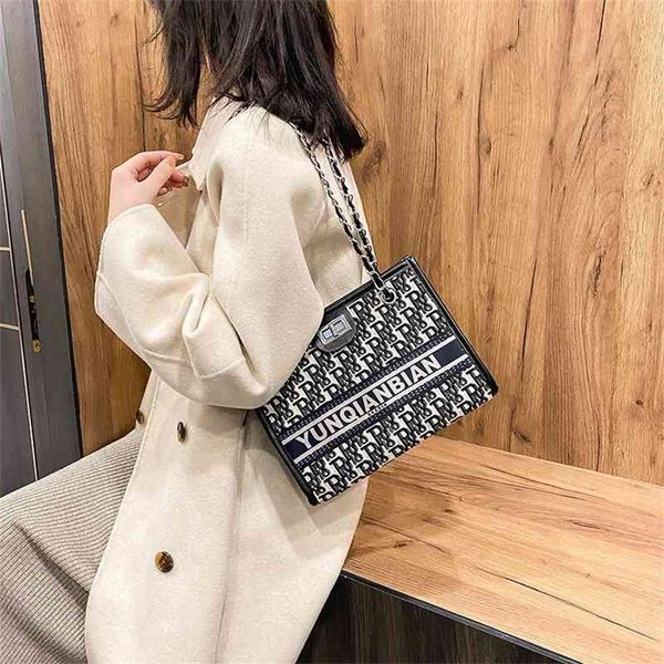 

fashion women's new fashion versatile foreign style chain texture one high-capacity messenger design purses online