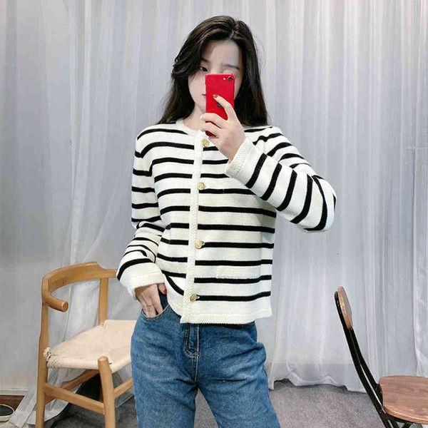 

women's sweaters ce na zha's same black and white striped knitted cardigan women's autumn winter sweater round neck loose coa, White;black