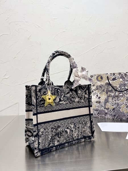 

designer bag luxury 3d hand embroidered texture beach shopping bag tote bag