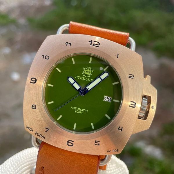 Orologi da polso di marca arrivo 2022 edizione limitata quadrante verde super luminoso 47 mm orologio da immersione in bronzo quadrato con cinturino in pelle