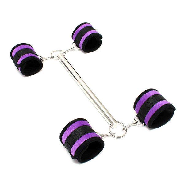 Nxy Sm Bondage Bdsm Restraint Polsini e caviglie Spreader Bar Polsini per donne Schiava Erotica Sexy Flirtare Gioco per adulti Prodotti del sesso 220426