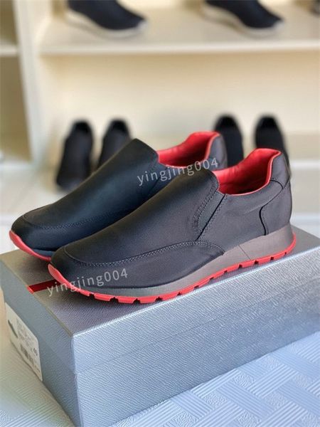 

2022 upgraded version boots new white black shoes men womens fashionable casual shoes shoe xg201023