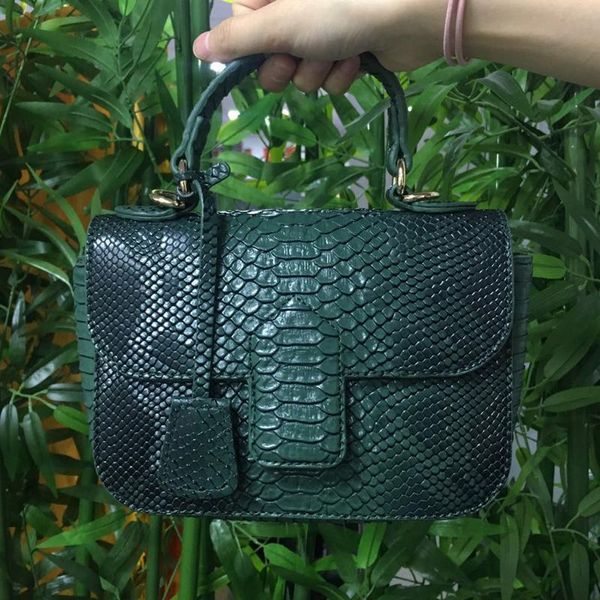 Bolsas de noite Mulheres avestruz python bolsa de embreagem de verão azul padrão de cobra ombro de couro elegante