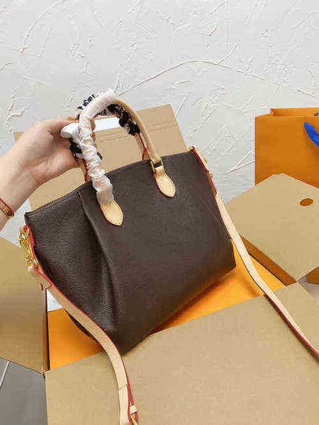 

bags classic vintage bag handbag tote women timeless messenger shoulder leather wallet