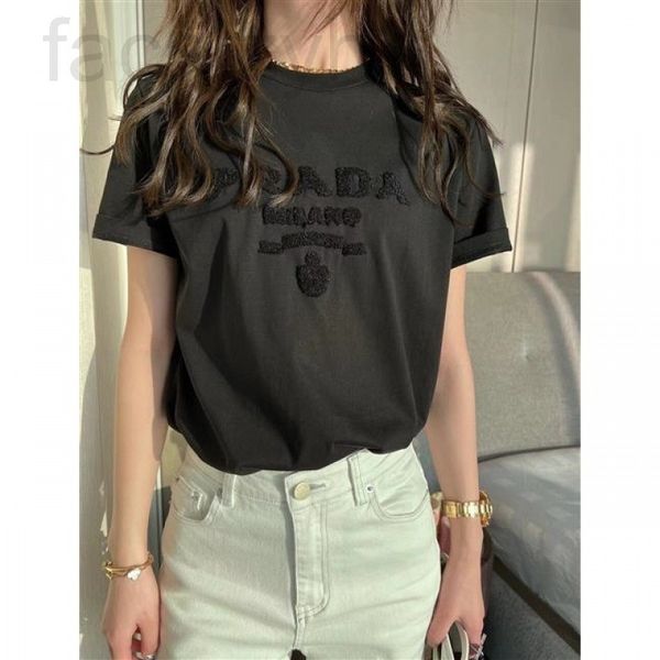 

women's t-shirt designer chaopai 22 early spring new t-shirt female design sense of minority chic letter flocking light mature versatil, White