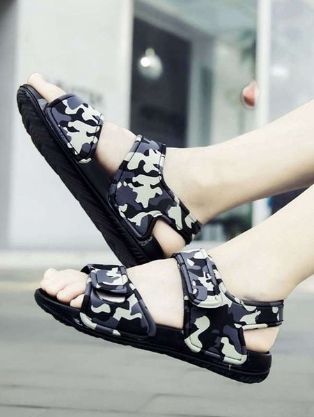 

boys camo hook-and-loop fastener straps sport sandals she, Black;red