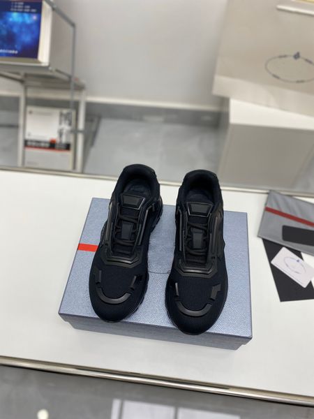 

designer 19fw shoes symphony black white sneakers capsule series shoes lates p cloudbust thunder trainers rubber low platform sneaker box