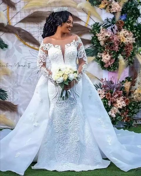 Splendido abito da sposa a sirena in pizzo bianco africano maniche lunghe scollo rotondo Abiti da sposa treno staccabile Abiti da sposa da sposa in chiesa Plus Size Robe De Mariee