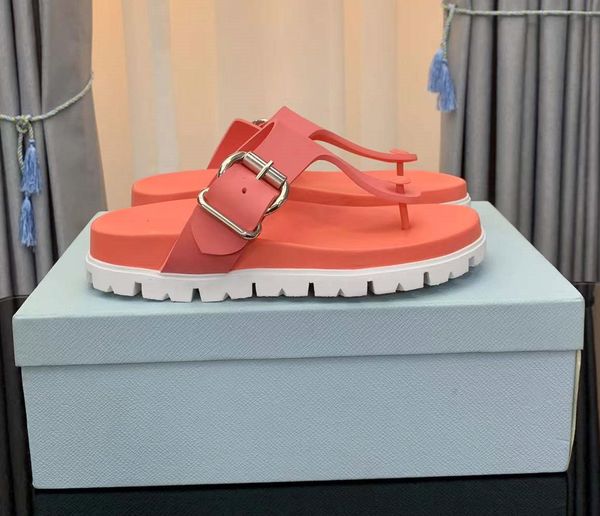 

2022 summer new slipper designer foam ultra light material sandals shoes, Black