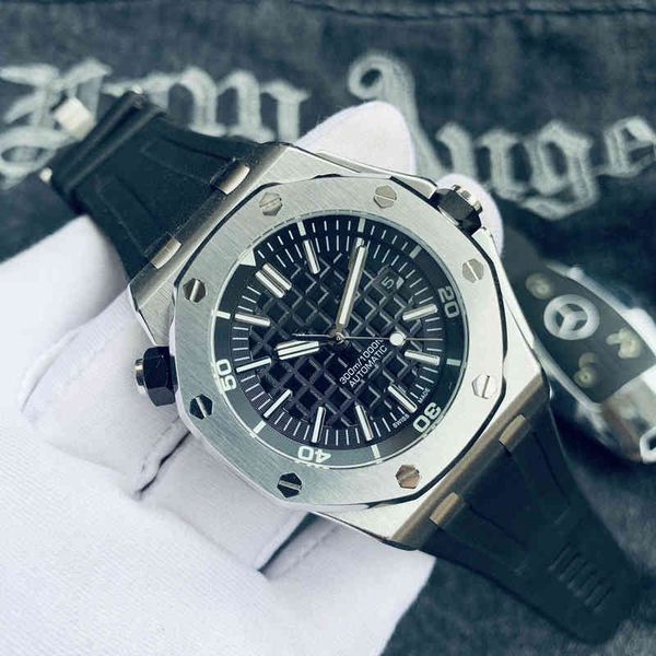 

luxury mens mechanical watch tiktok 15703 series royal ok utomton wtch with mle voice nd price in the sme price. swiss watches brand wristwa, Slivery;brown