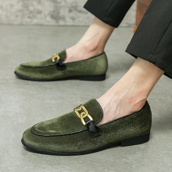 

2022 new men black green metal buckle corduroy shoes oxfords casual shoes moccasins wedding dress formal flats footwear zapatos hombre