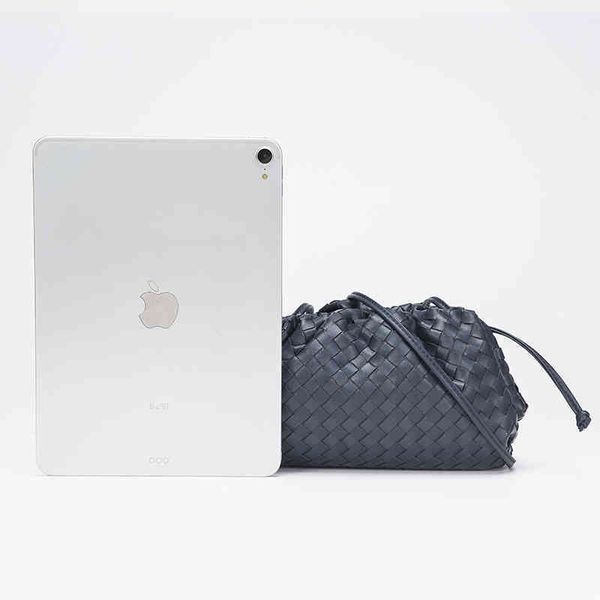 

venetas handbag bottegas weaving cloud soft skin dumpling popular style real cowhide women's fashion one shoulder slant across the h ba