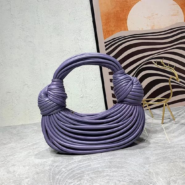 5A  2022 Novas bolsas de designer de luxo de alta qualidade Famosa marca Lady Lady Crescent Bag Par Versão Bolsa atacadeira Bolsa de moda clássica de moda de carneiro retrô