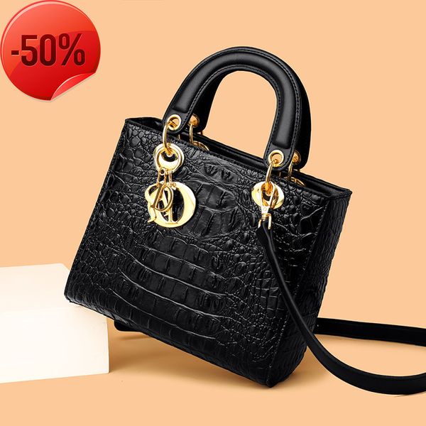 

the factory directly fashion 2022 new diana women's single shoulder bag msenger handbag foreign style crocodile pattern