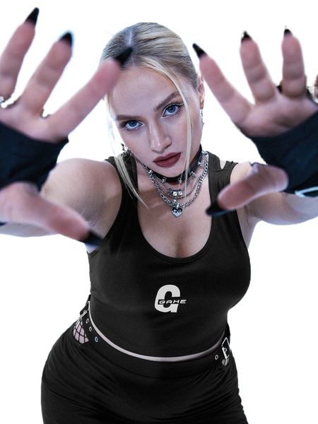 

plus letter graphic crisscross crop tank without gloves 78lg#, Black