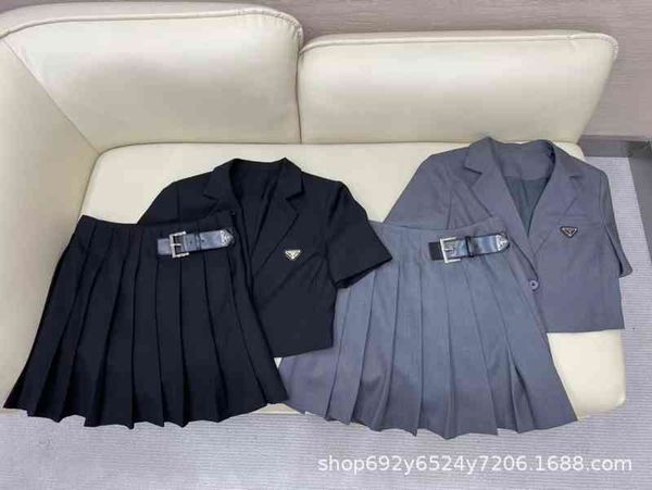 

women's tracksuits p home spring and summer classic triangle short pleated skirt fashionable thin college style 45h3 luw2, Gray
