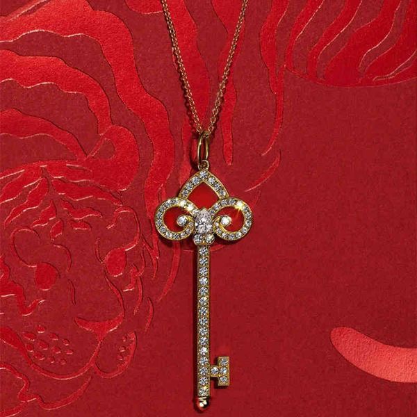 

f10l t family new year limited 18k rose gold key necklace 925 sterling silver red agate clavicle chain female gift, Black