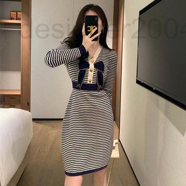 

casual dresses designer french gentle wind small fragrance bow contrast color v-neck bag hip knitted dress for women in autumn and winter wi, Black;gray