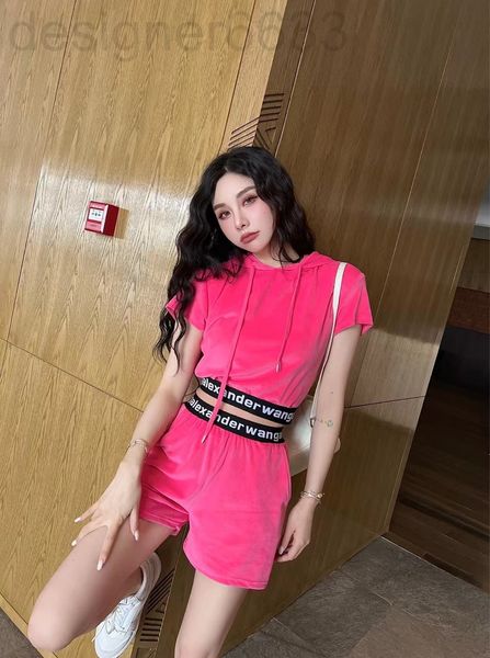 

women's tracksuits designer aw22ss spring and summer short sleeved shorts set this plum pink is also too good-looking, fashionable vers, Gray
