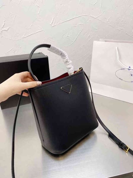 

ladies female bag fashion brand luxury handbag classic cross-grain crossbody one-shoulder three-in-one leather with gift box packaging