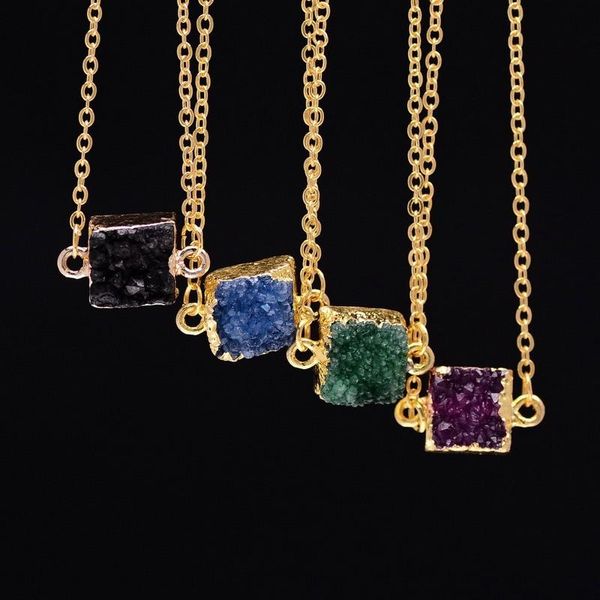 Colares pendentes Gold Square Druzy Crystal Quartz Natura