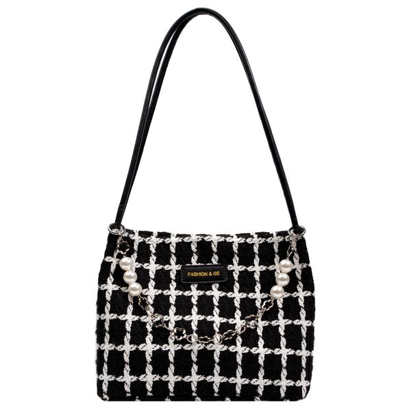 

designer bags grade brand new exquisite letters fashion pearl chain bag 29cm