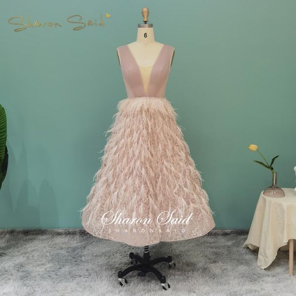 Abiti da festa Luxury Blush Pink Piuma di struzzo Short Prom 2022 Sexy scollo a V Backless Midi Abito da sera formale Abiti da cocktailFesta