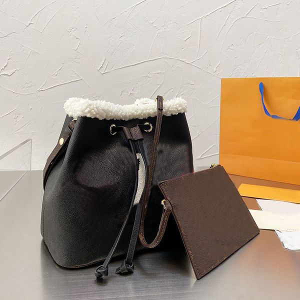

multi pochette large capacity real leather bag women luxurys designers bags 2022 handbags purses tote 19 handbag flap zhouzhoubao123 kmr5