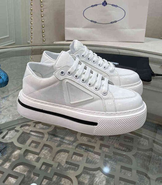 

p round toe women's shoes lace up sports shoes low thick soled shoes, Black
